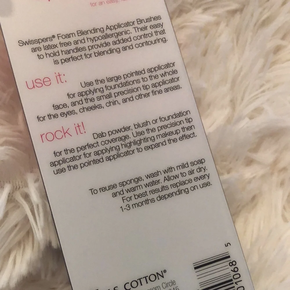 Swisspers Start 2 Finish Blend & Contour Applicators 2 Shapes Sizes Foam - Picture 7 of 12